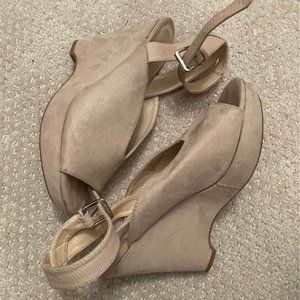 Nine West Pink Open Toe Wedge Heel Sandals (women 8)